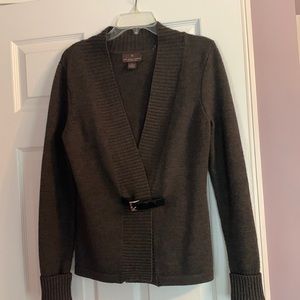 Wool dark olive green color sweater